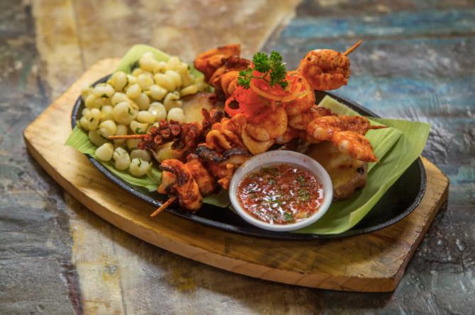 food plating styles