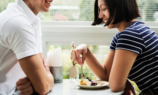 How To Tell If Someone Likes You, According To Science
